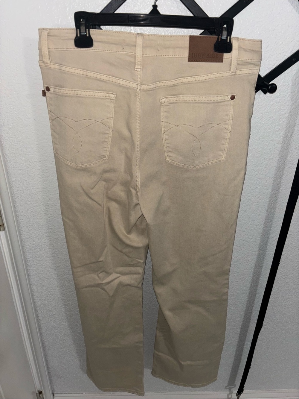Judy Blue Beige Distressed Straight Leg Jeans Mid Rise Stretch Denim 15/32 - Picture 4 of 4